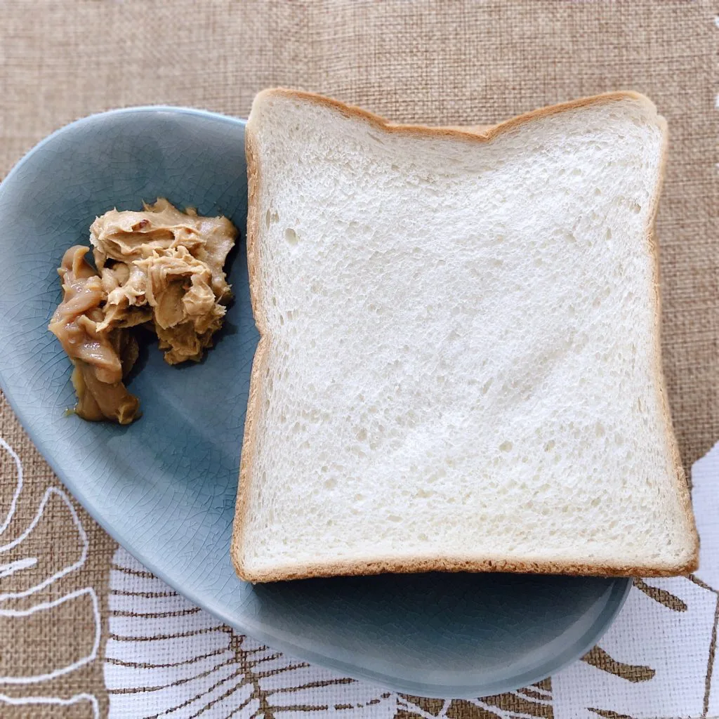 ローソン もっちりとした毎朝の食パン 食べてみた コンビニ食パン侮れない 三上スピカ Spikaのオフィシャルブログ